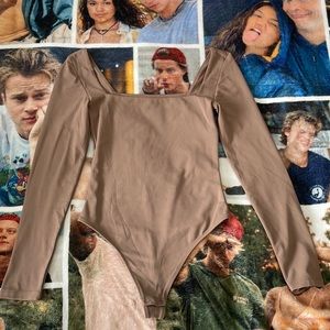 Aritzia Contour Squareneck Longsleeve Bodysuit (Deep Taupe)